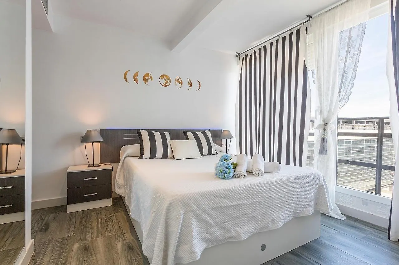 Apartments Vistas Mar Bahia Кадис