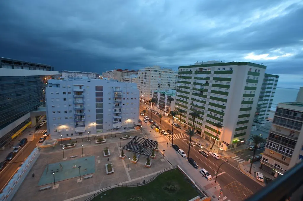 Apartments Vistas Mar Bahia Кадис